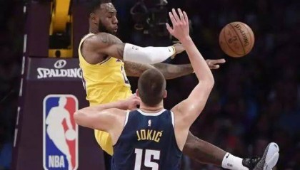  詹姆斯三双掌控全局，湖人加时险胜掘金夺连胜