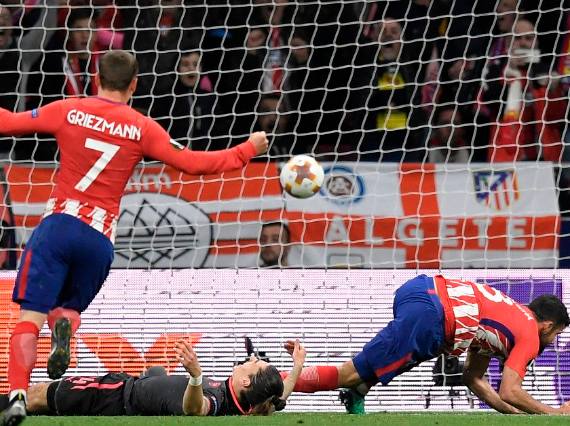  阿森纳中路渗透配合撕开对手防线