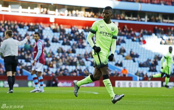  阿森纳青年军爆发，四比零横扫传统劲旅阿斯顿维拉