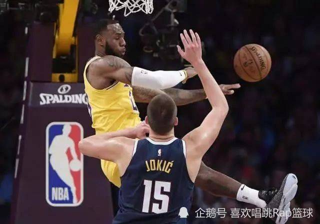  詹姆斯三双掌控全局，湖人加时险胜掘金夺连胜